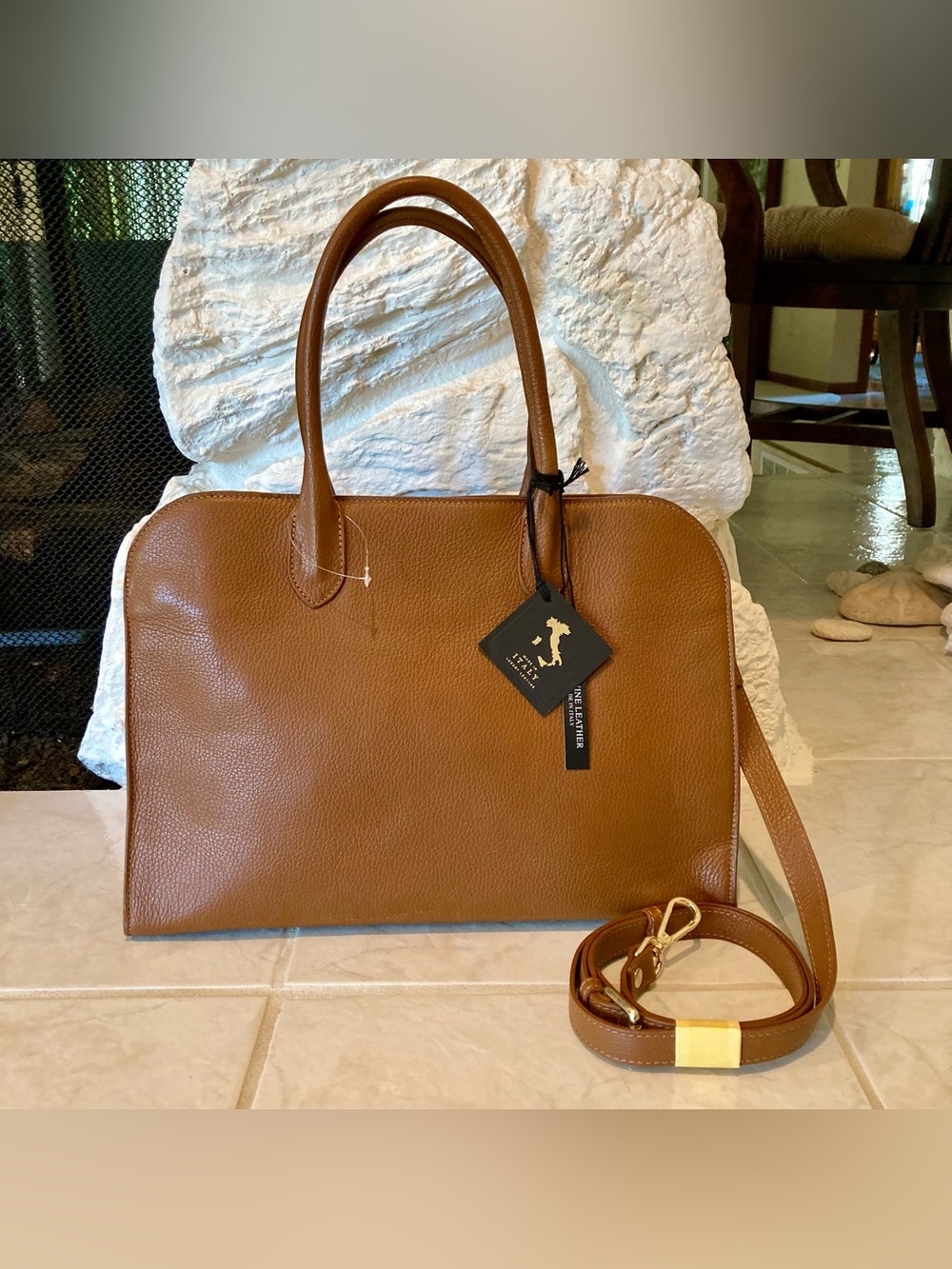 NWT Claudia Firenze large leather satchel bag/crossbody-  carmel leather